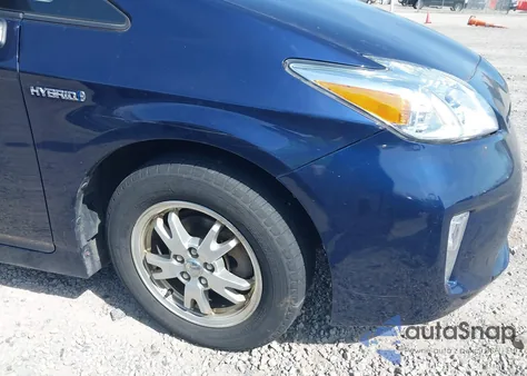 2013 Toyota Prius Two from USA, damaged, VIN JTDKN3DU6D0343622